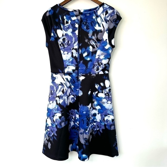 Cynthia Rowley fit &  flare dress with crew neckline and cap sleeves, midi - Picture 7 of 12